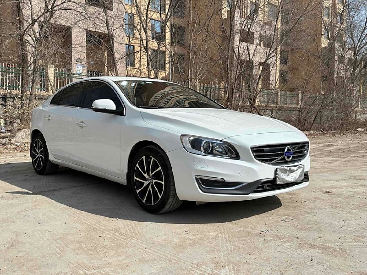 沃爾沃 S60  2016款 L 2.0T T4 智遠(yuǎn)版圖片