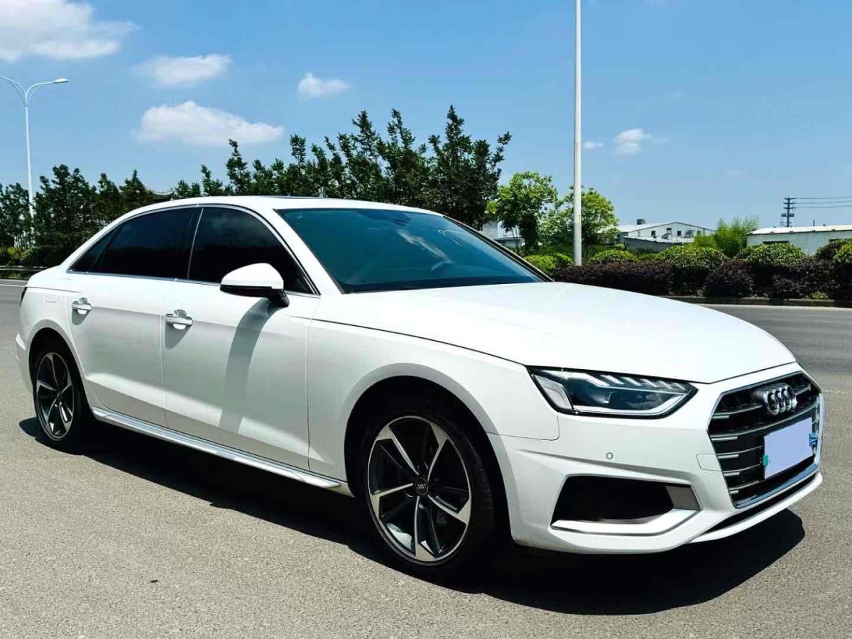 2022年10月奧迪 奧迪A4L  2022款 40 TFSI 時尚動感型