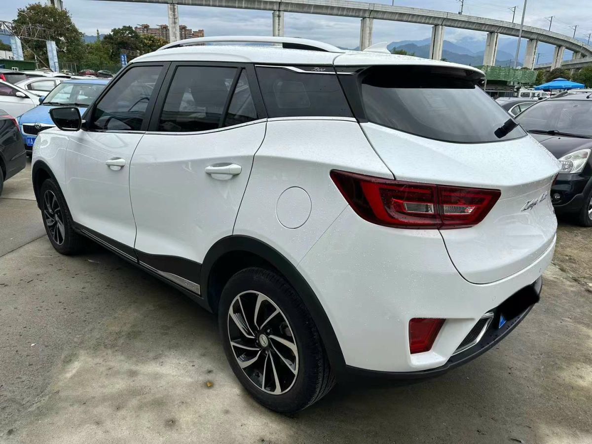 金杯 T30  2018款 1.3L 廂式PVC標(biāo)準(zhǔn)型DLCG12圖片