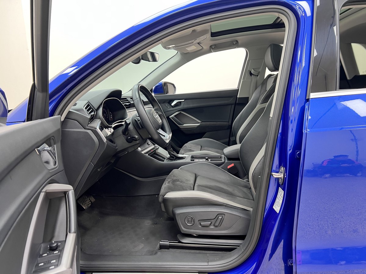 奧迪 奧迪Q3  2024款 35 TFSI 時尚動感型圖片