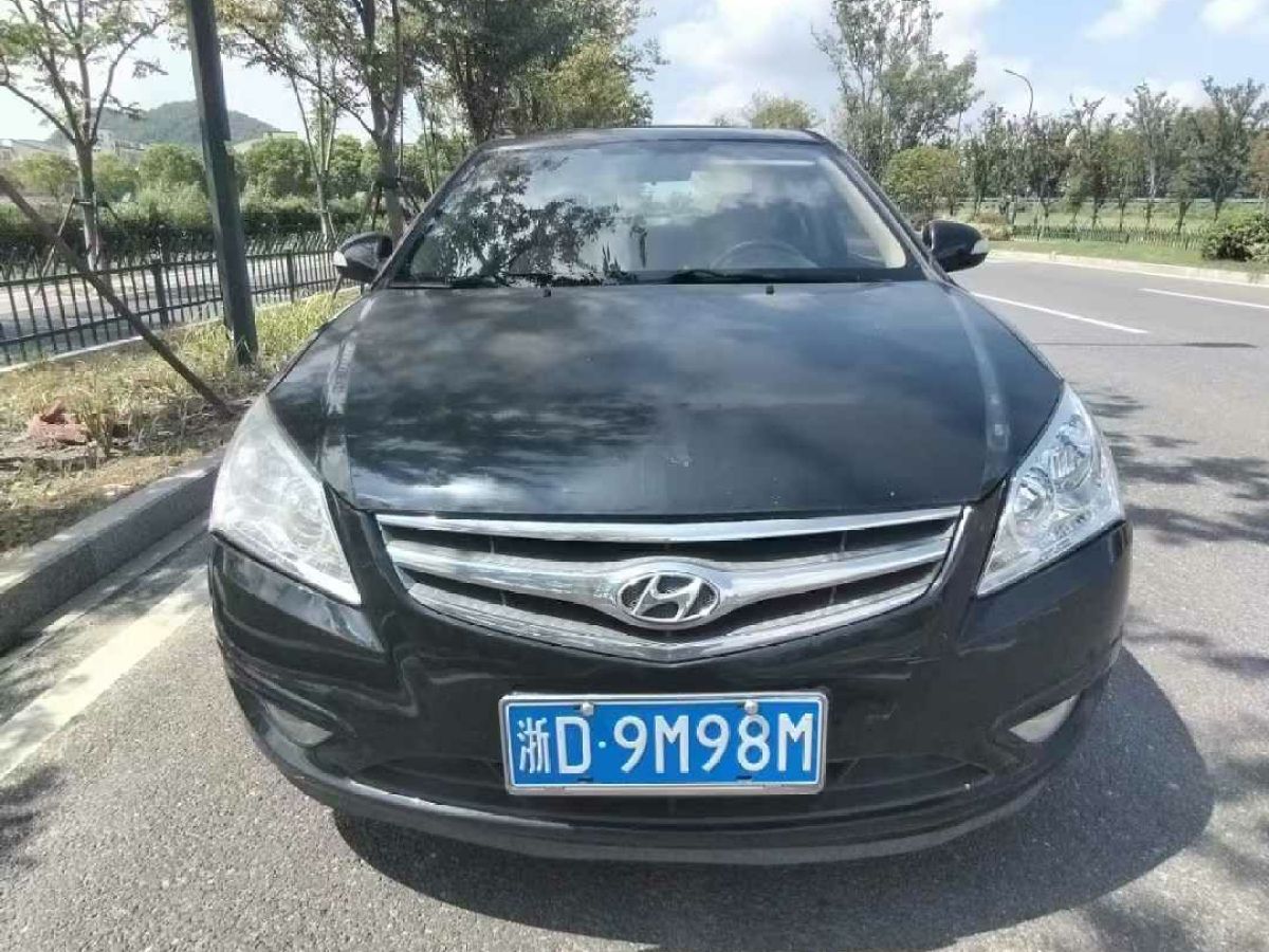 現(xiàn)代 悅動  2011款 1.6L 手動頂級型圖片