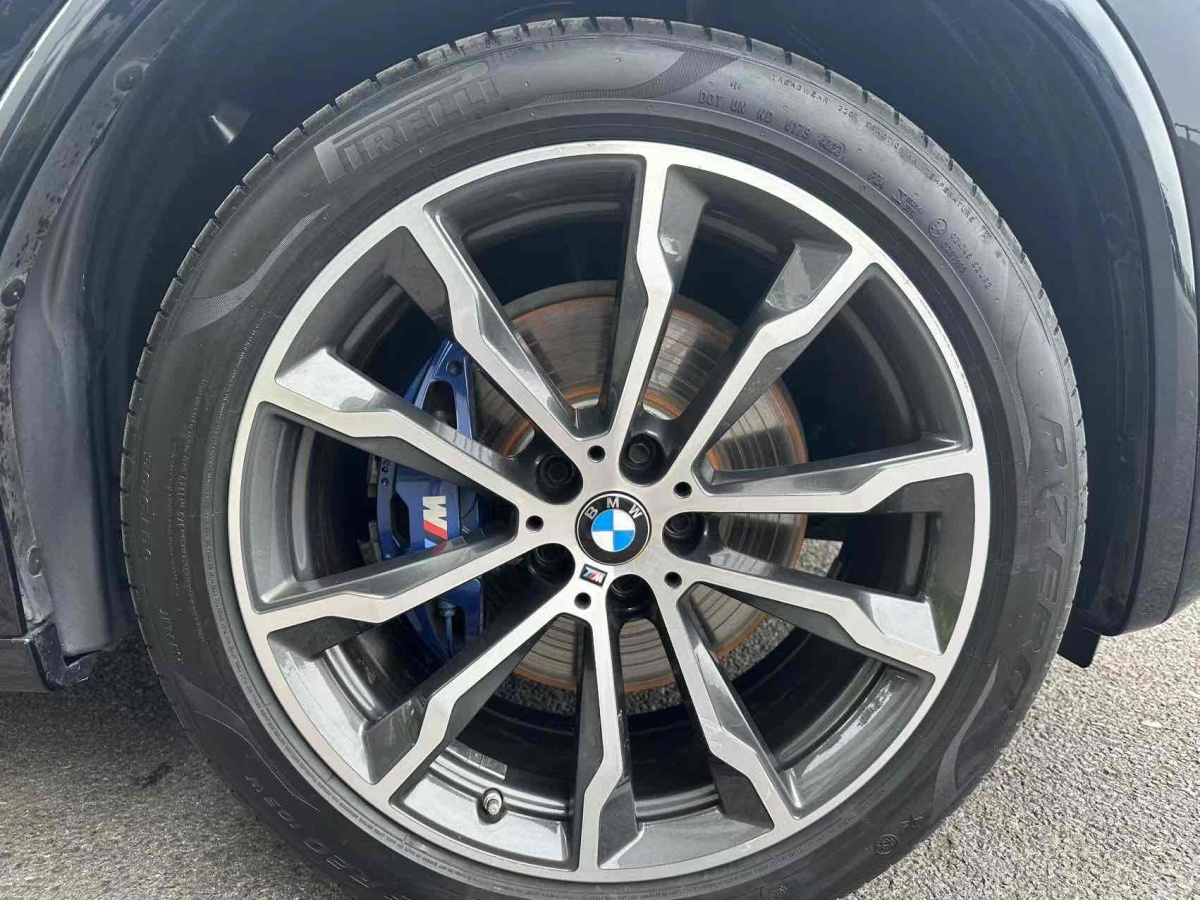 寶馬 寶馬X4  2021款 xDrive 30i M運(yùn)動(dòng)曜夜套裝圖片