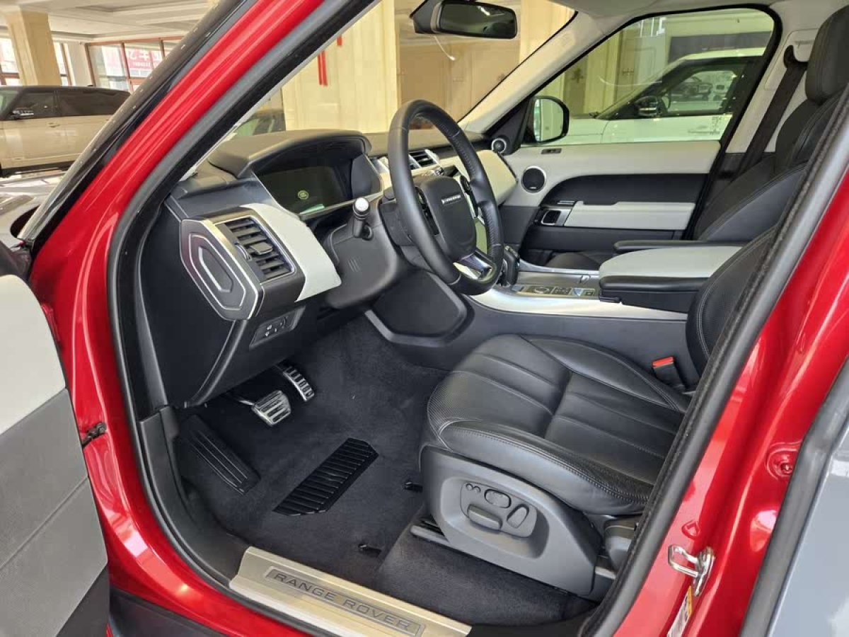 路虎 攬勝運動版  2014款 3.0 V6 SC HSE DYNAMIC圖片