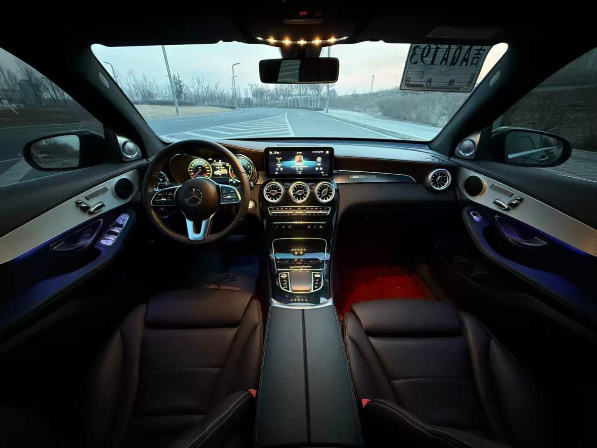 奔馳 奔馳GLC  2021款 GLC 300 4MATIC 轎跑SUV圖片