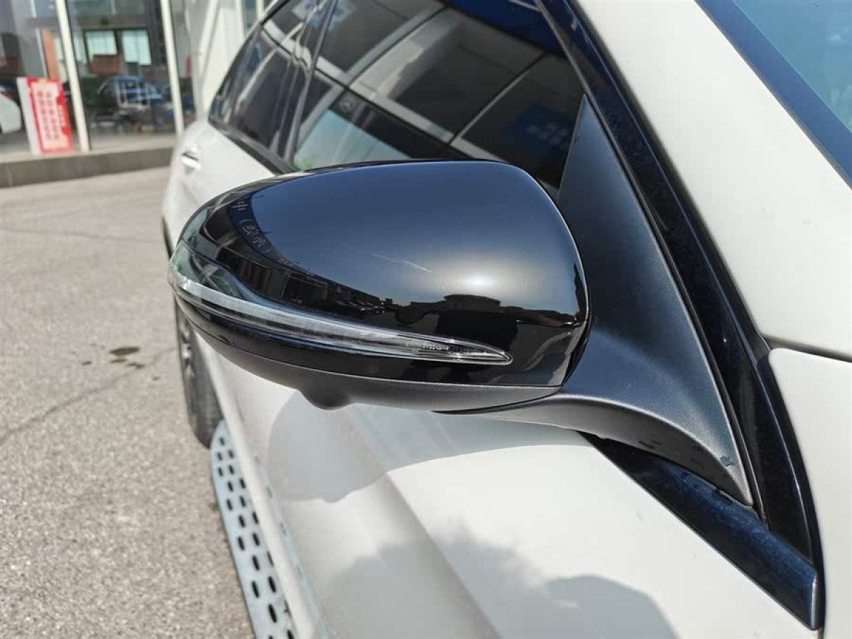 奔馳 奔馳GLC  2021款 GLC 300 4MATIC 轎跑SUV圖片