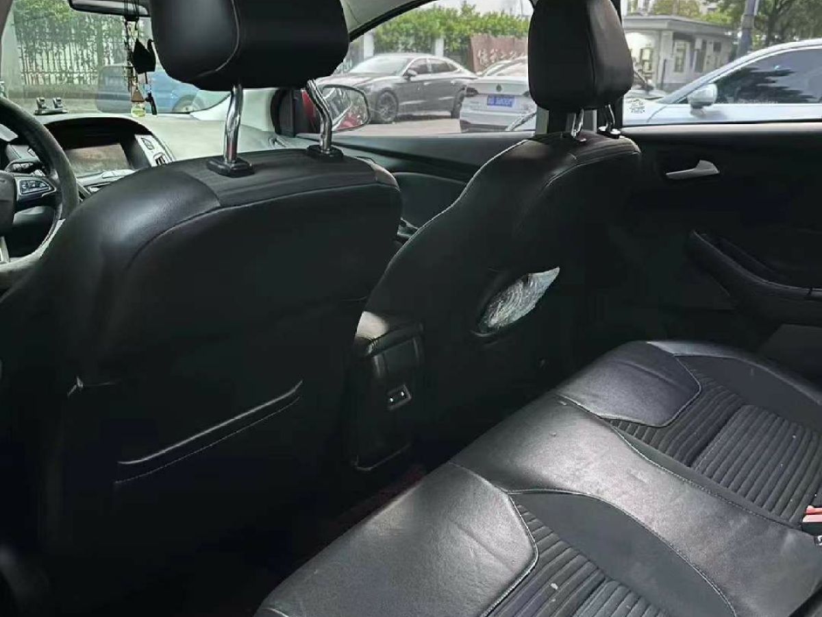 福特 ?？怂? 2016款 2.3T RS 賽道版圖片