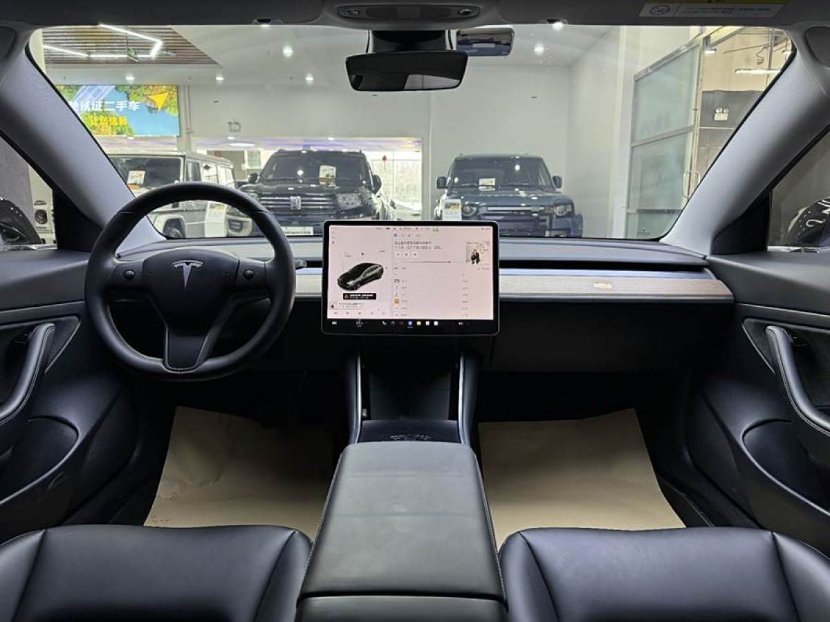 特斯拉 Model 3  2019款 標準續(xù)航后驅(qū)升級版圖片