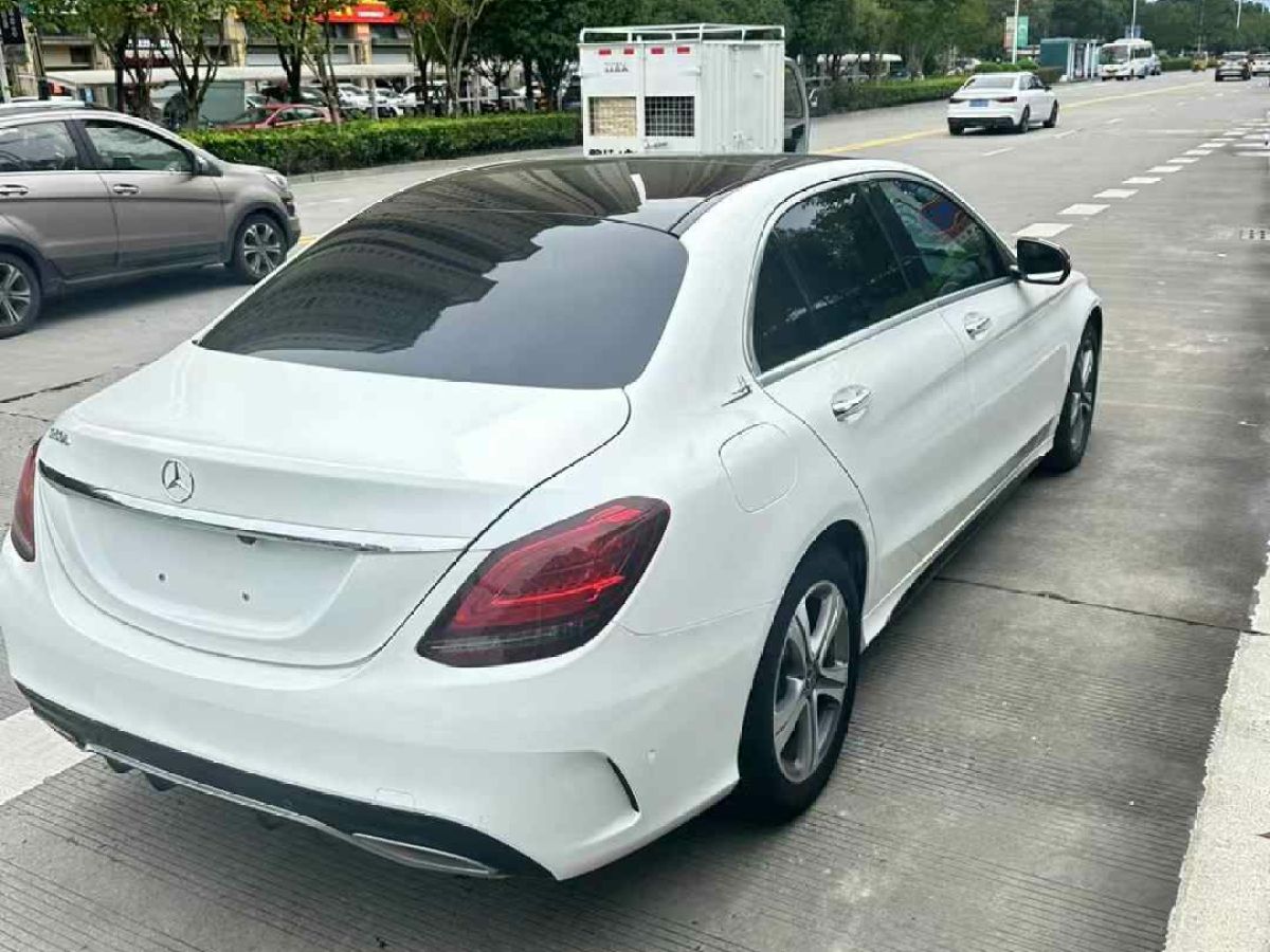 奔馳 奔馳C級(jí)  2020款 C 300 L圖片