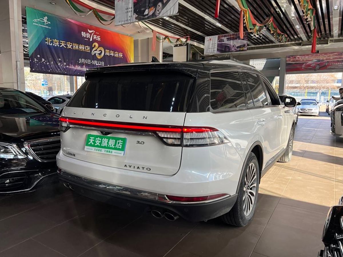 林肯 飛行家  2022款 3.0T V6 四驅(qū)尊雅版圖片