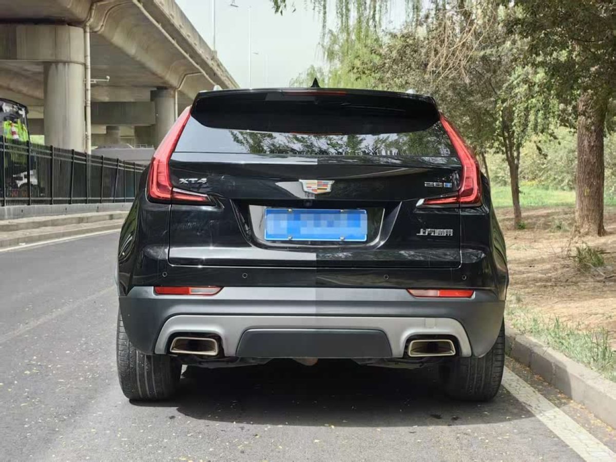 凱迪拉克 XT4  2022款 28T 兩驅(qū)豪華型圖片