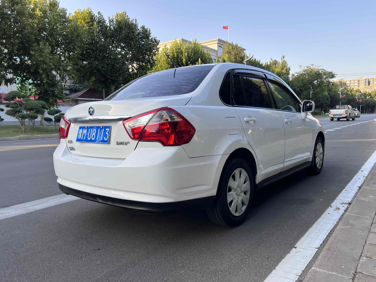 啟辰 D50  2012款 1.6L 手動(dòng)舒適版圖片