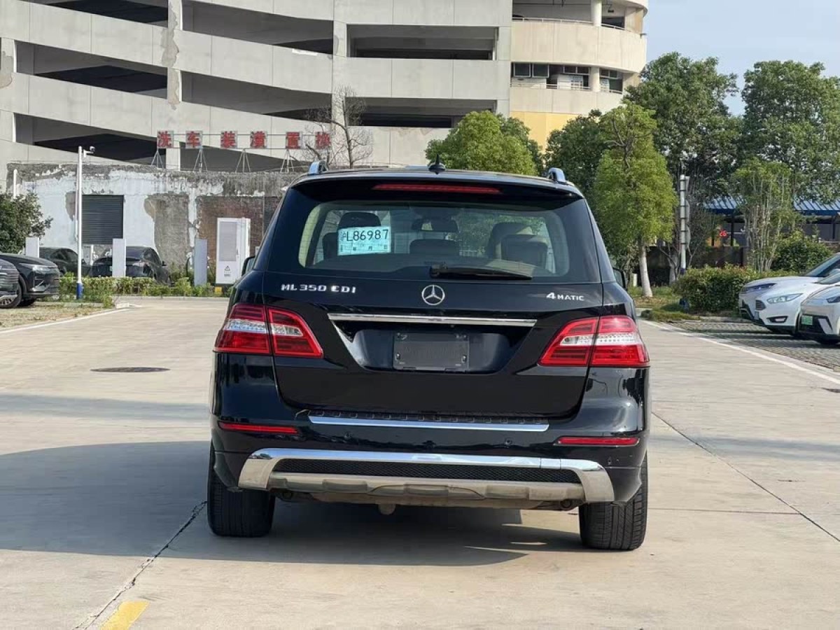 奔馳 奔馳M級(jí)  2014款 ML 350 CDI 4MATIC圖片