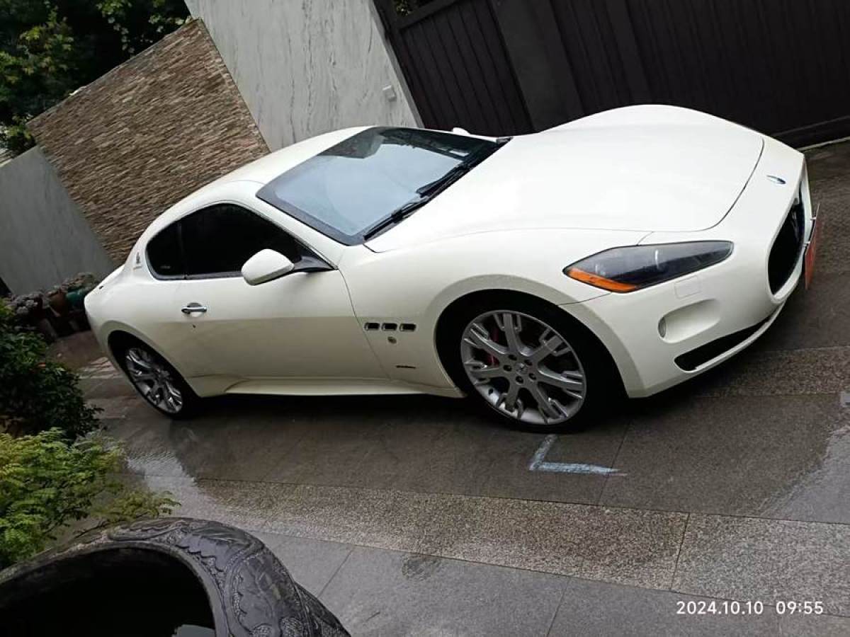 2011年8月瑪莎拉蒂 GranTurismo  2009款 4.7L Sport Automatic