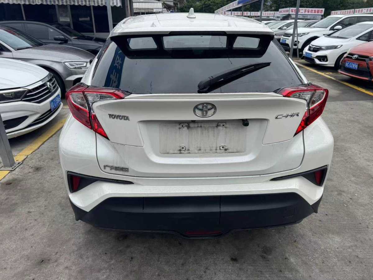 2019年12月豐田 C-HR  2018款 2.0L 領(lǐng)先天窗版 國VI