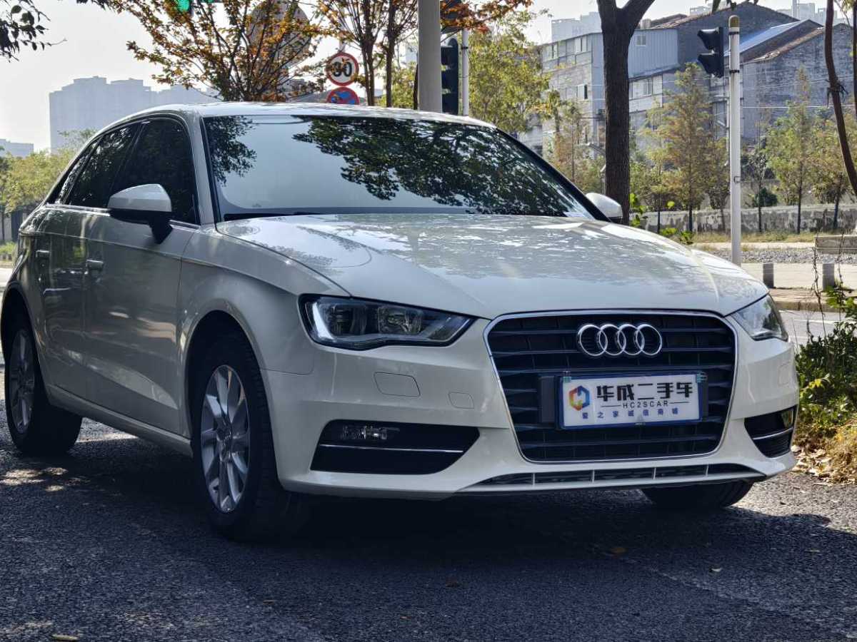 奧迪 奧迪A3  2015款 Sportback 35 TFSI 百萬(wàn)紀(jì)念智領(lǐng)型圖片