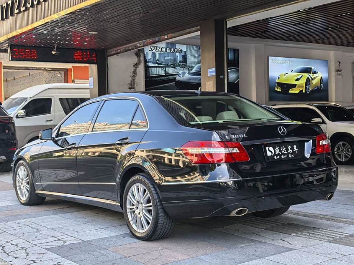 奔馳 奔馳E級  2012款 E 300 L 優(yōu)雅型圖片