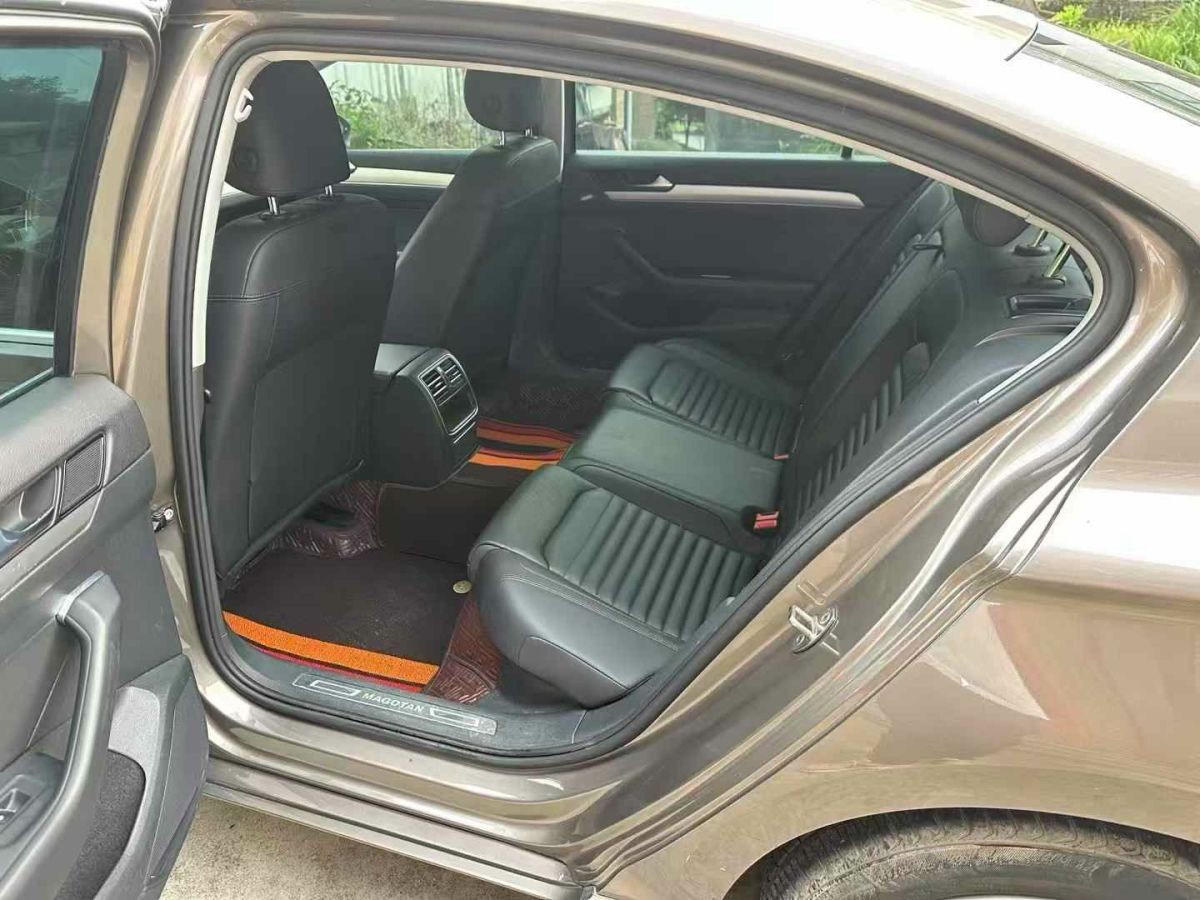 大眾 邁騰  2017款 280TSI DSG 領(lǐng)先型圖片