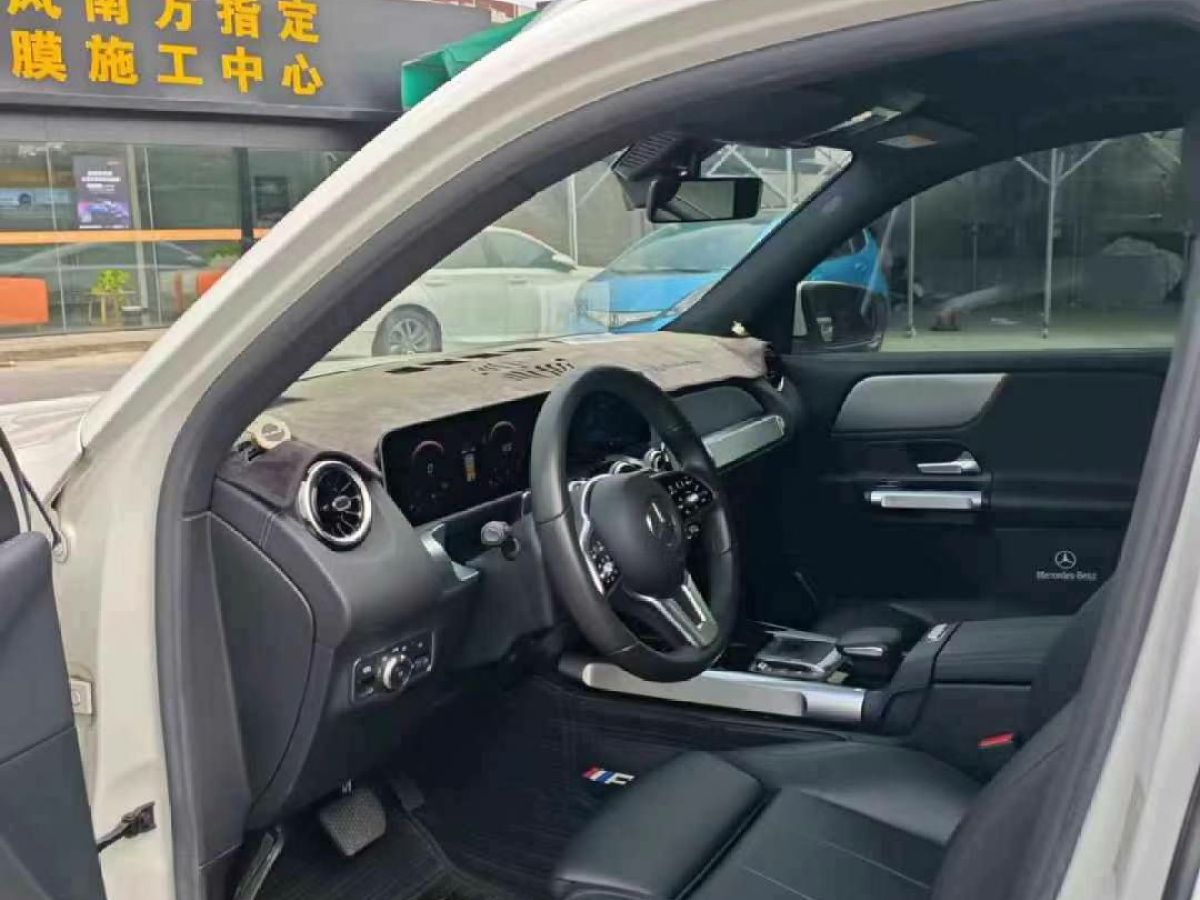 奔馳 奔馳GLE  2020款  GLE 350 4MATIC 時(shí)尚型圖片