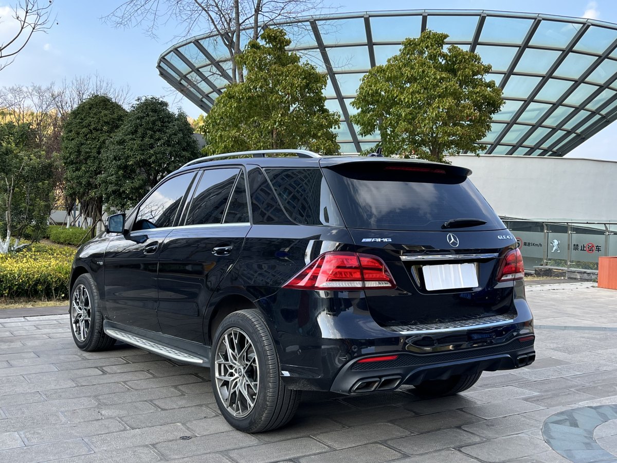 奔馳 奔馳GLE  2017款 GLE 320 4MATIC 動感型圖片