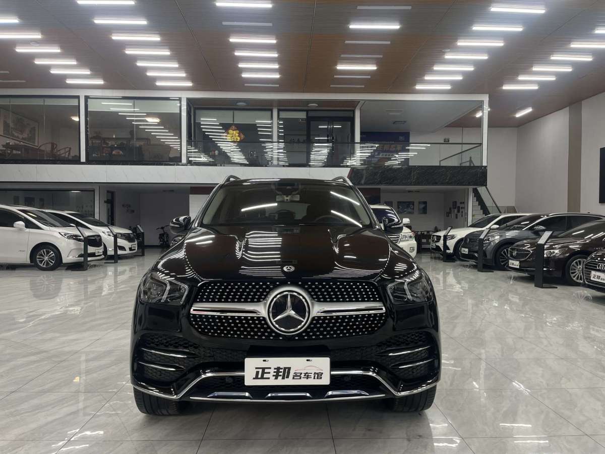 奔馳 奔馳GLE  2020款  GLE 350 4MATIC 時(shí)尚型圖片