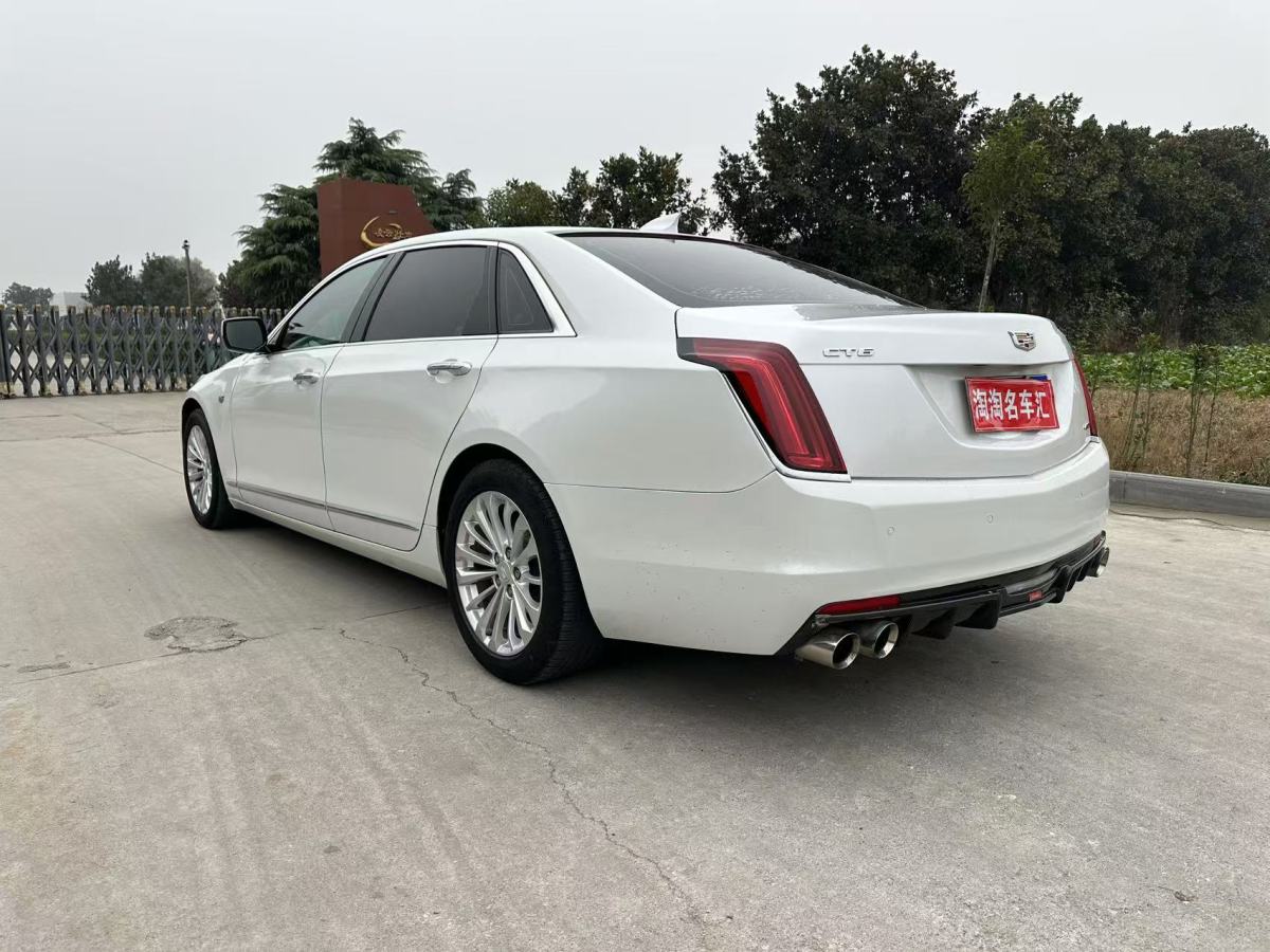 凱迪拉克 CT6  2017款 28T 時(shí)尚型圖片