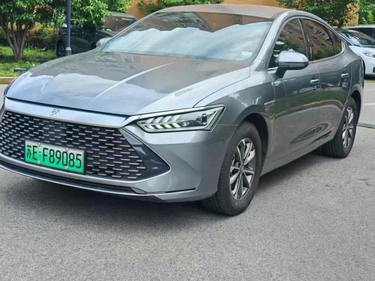 上汽大通 上汽大通MAXUS MIFA 9  2024款 超混 超長(zhǎng)續(xù)航草原版 七座圖片