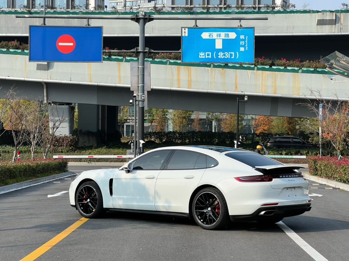 保時(shí)捷 Panamera  2017款 Panamera 3.0T圖片