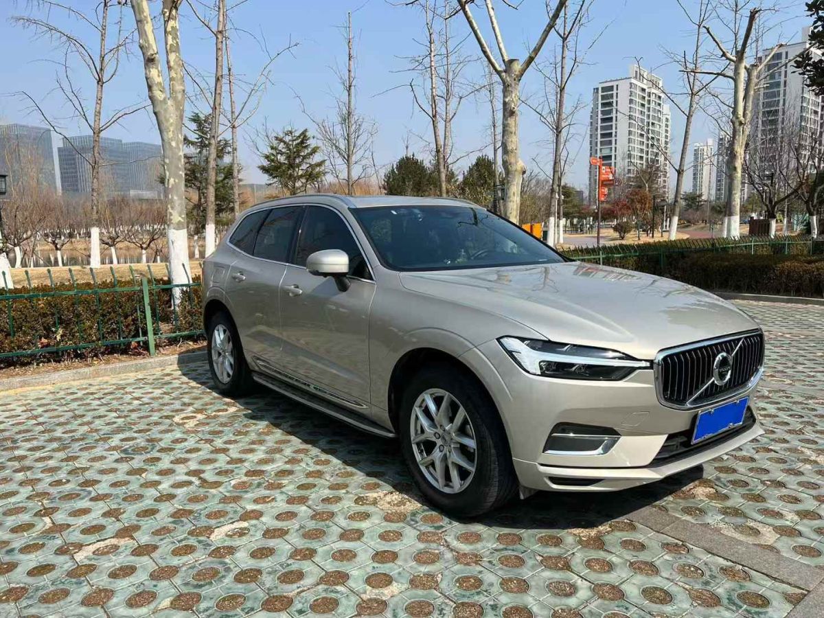 2021年5月沃爾沃 XC60  2021款 T4 智行豪華版