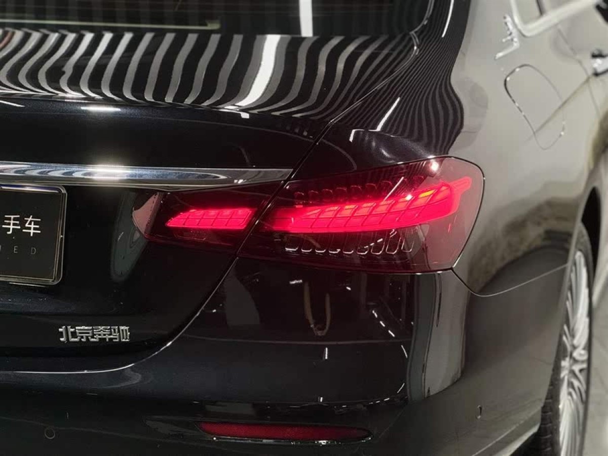 奔馳 奔馳E級  2023款 改款 E 300 L 豪華型圖片