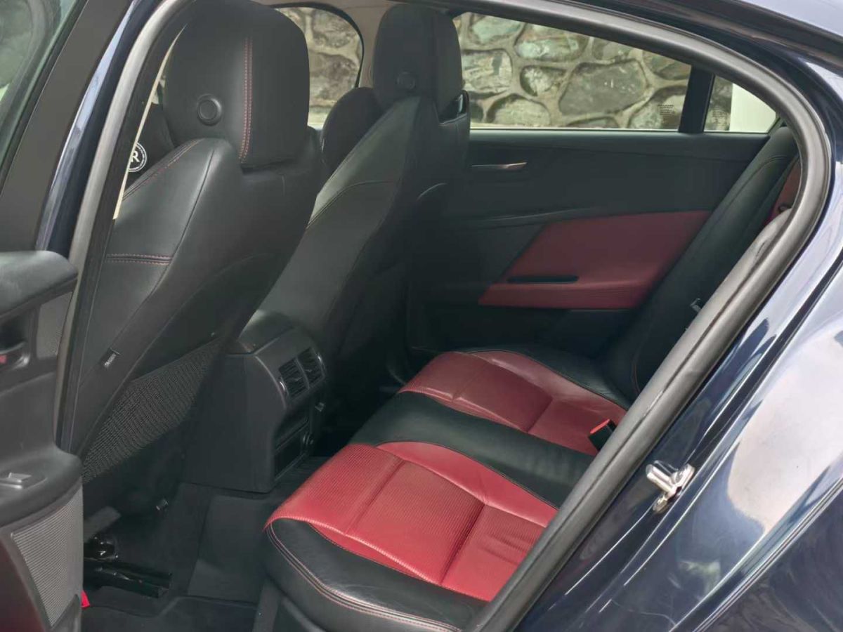 捷豹 XE  2017款 2.0T 200PS R-Sport圖片