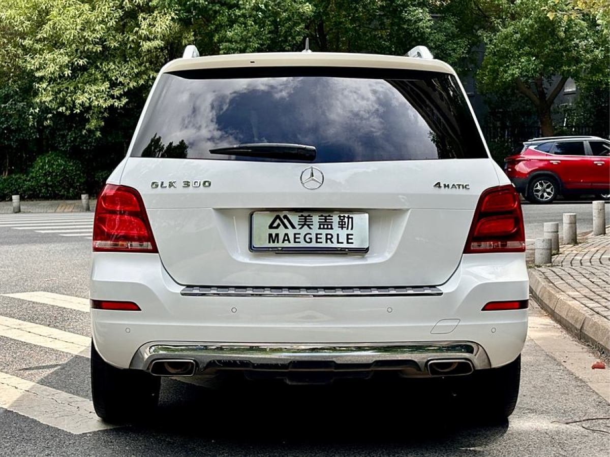 奔馳 奔馳GLK級  2015款 GLK 300 4MATIC 時尚型 極致版圖片