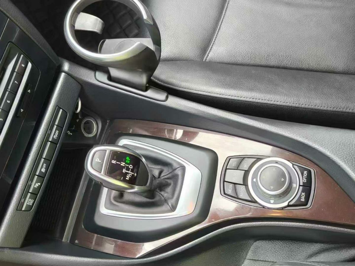 寶馬 寶馬X1  2015款 xDrive20i X套裝晉級版圖片