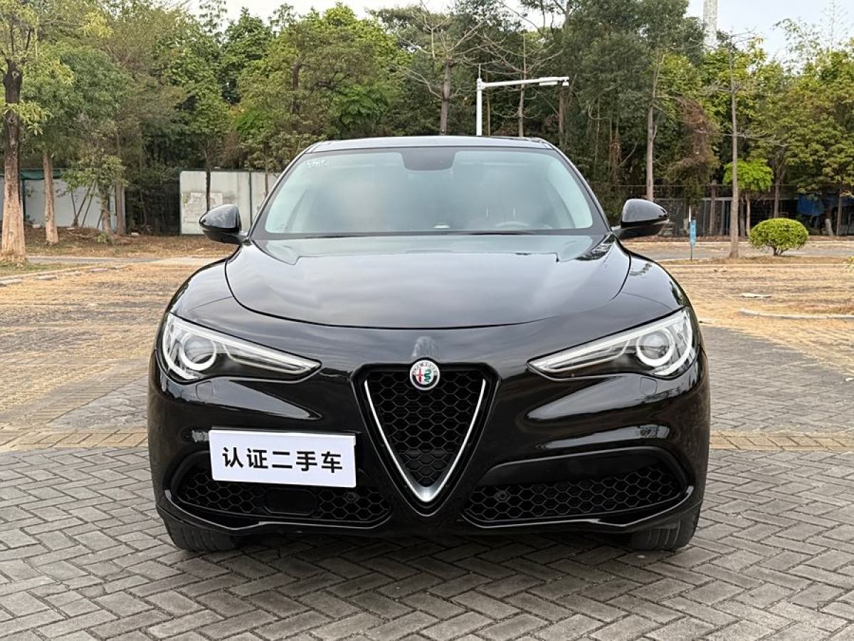 阿爾法·羅密歐 Stelvio  2017款 2.0T 200HP 精英版圖片