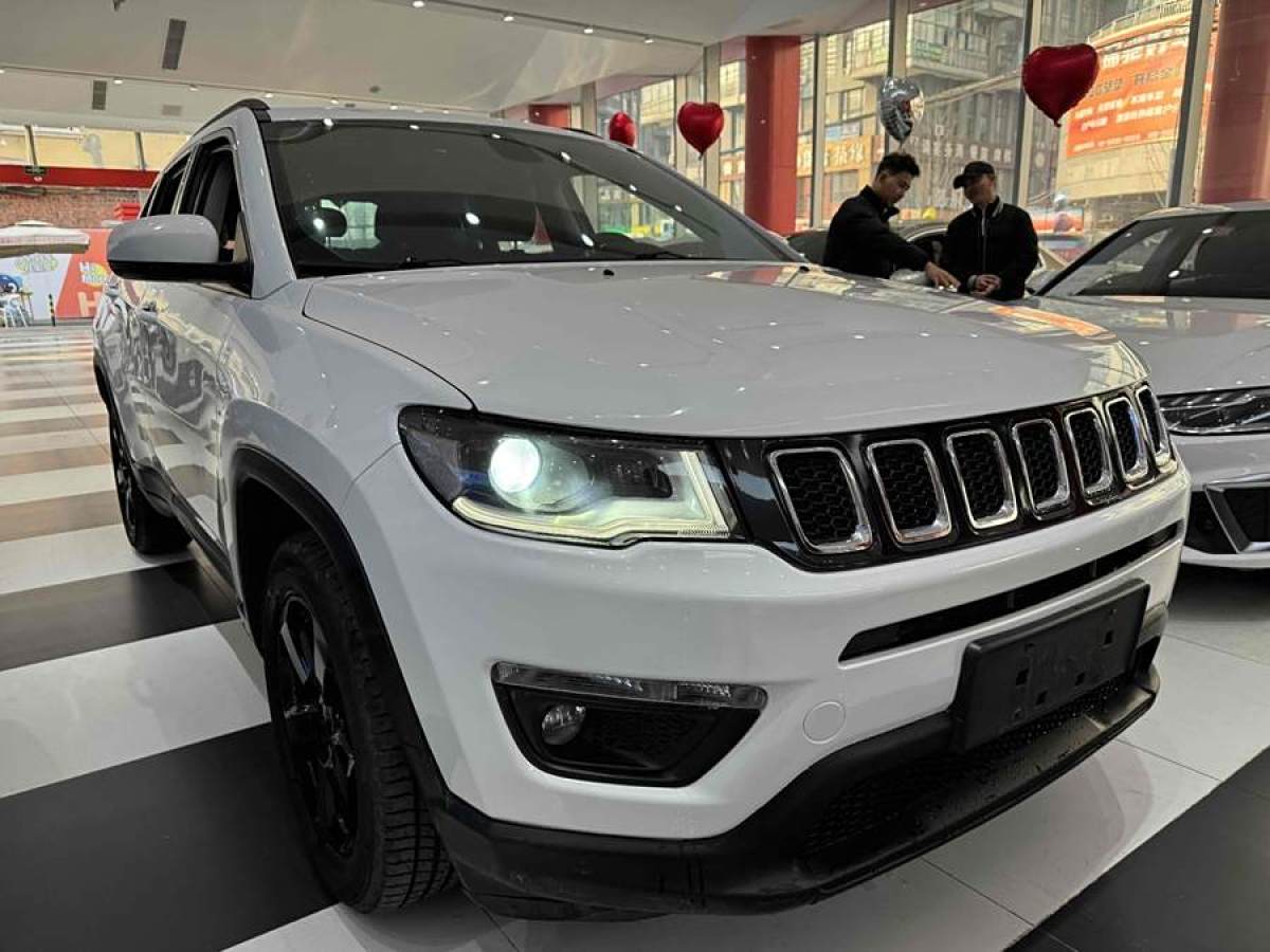 Jeep 指南者  2017款 200T 自動(dòng)家享版圖片