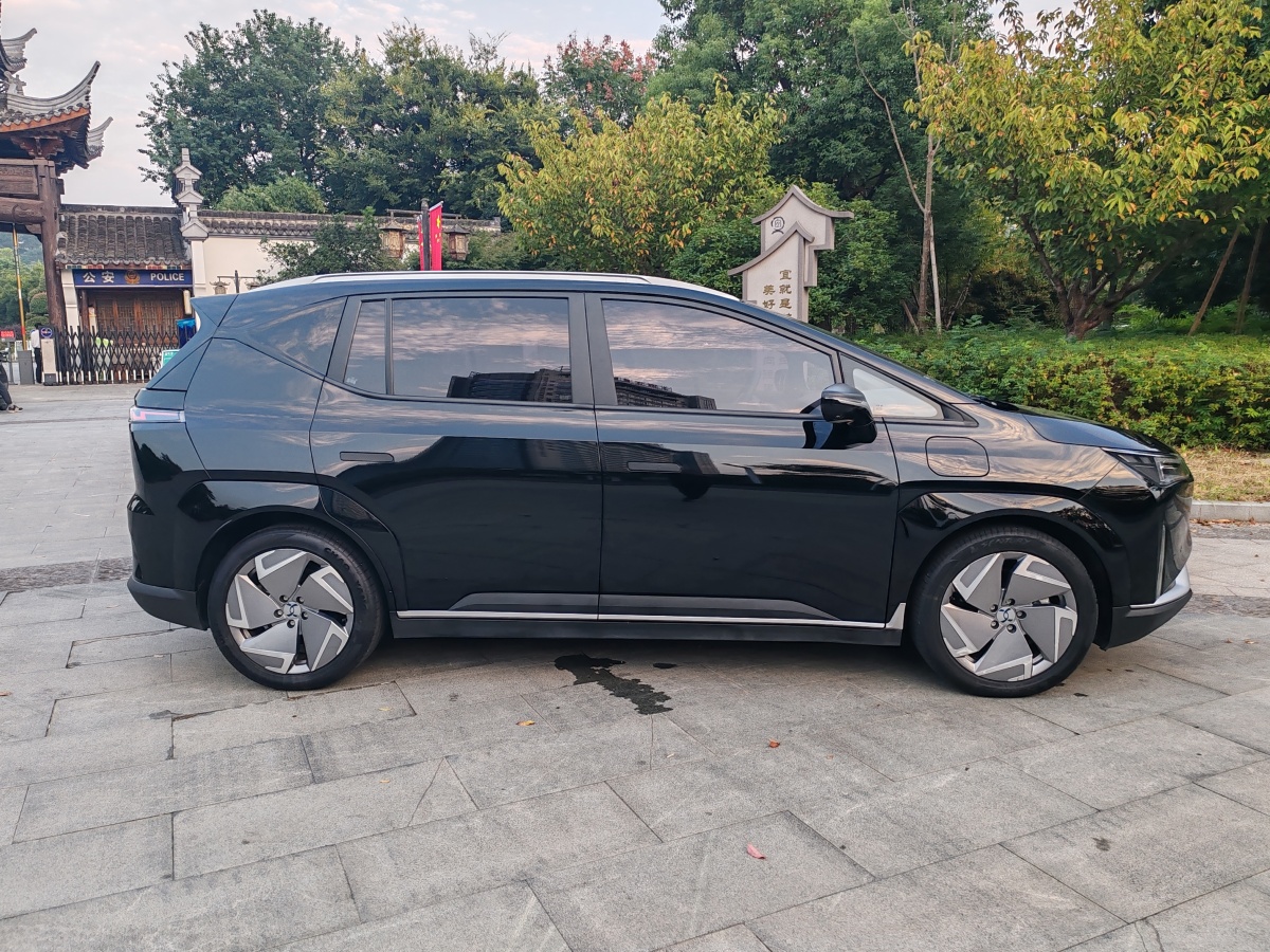 2022年10月合創(chuàng) 合創(chuàng)Z03  2022款 510km 潮酷版 135kW 64.23kWh