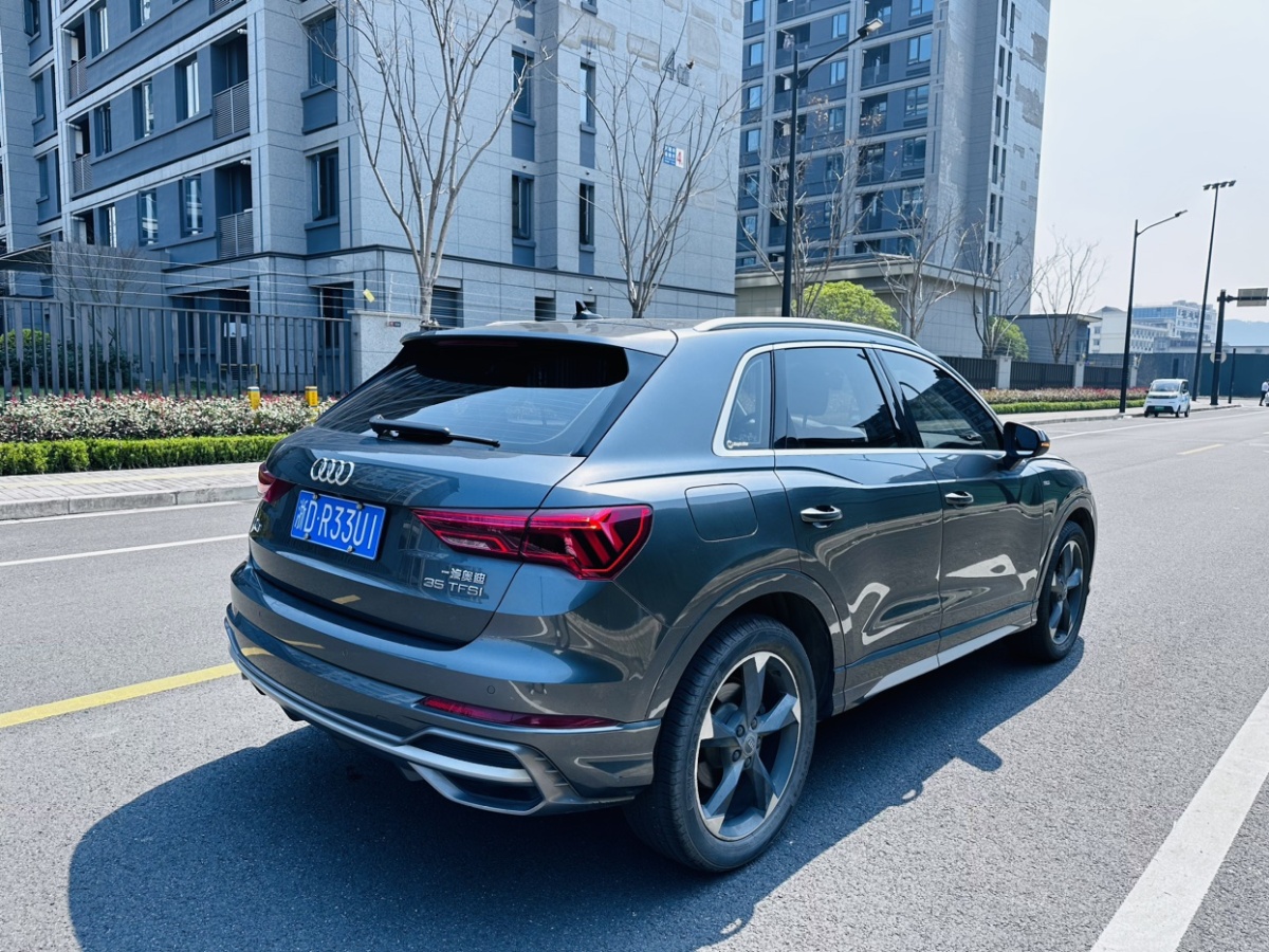 2020年08月奧迪 奧迪Q3  2020款 35 TFSI 時尚致雅型