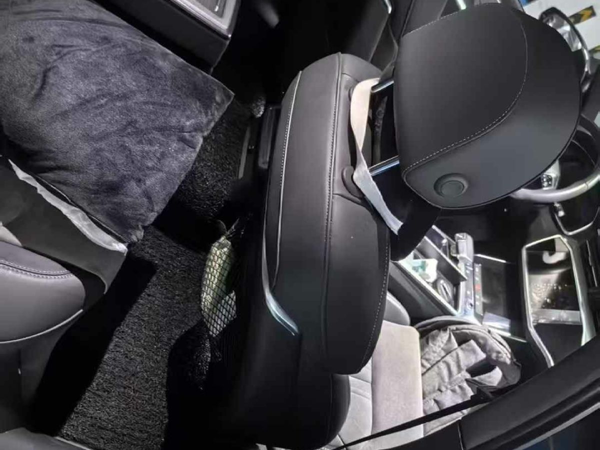 奧迪 奧迪A6L  2020款 40 TFSI 豪華動(dòng)感型圖片