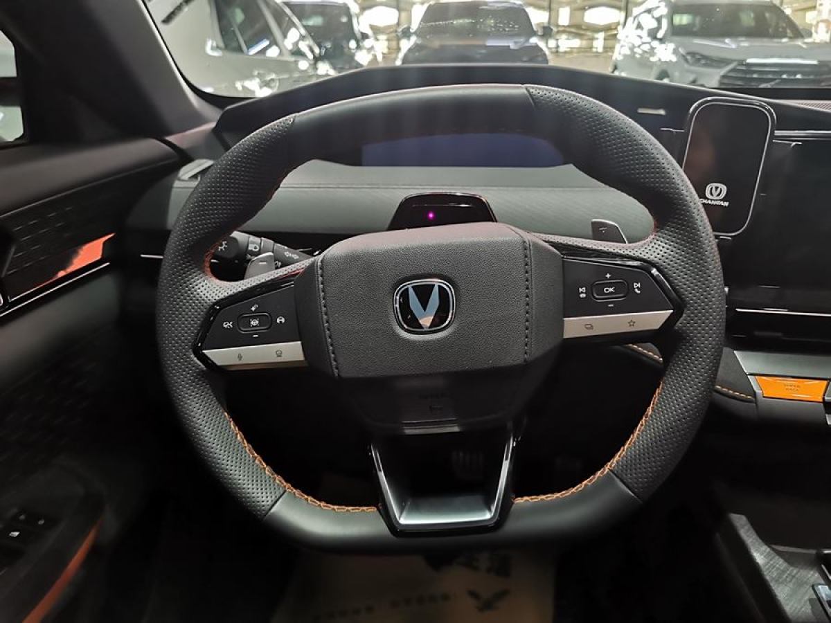 長安 長安UNI-V  2022款 2.0T 領速版圖片