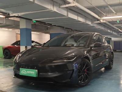 2024年11月 特斯拉 Model 3 高性能全輪驅(qū)動(dòng)版圖片