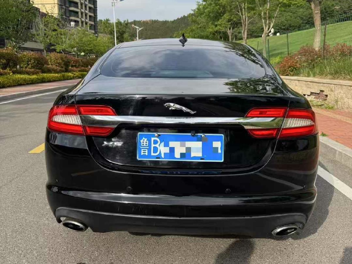 捷豹 XF  2013款 XF 2.0T 奢華版圖片