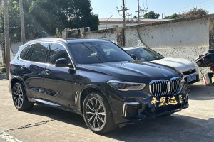 宝马X5 宝马 改款 xDrive 30Li 尊享型M运动套装