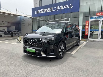2024年3月 沃爾沃 沃爾沃EM90 Ultra 六座圖片