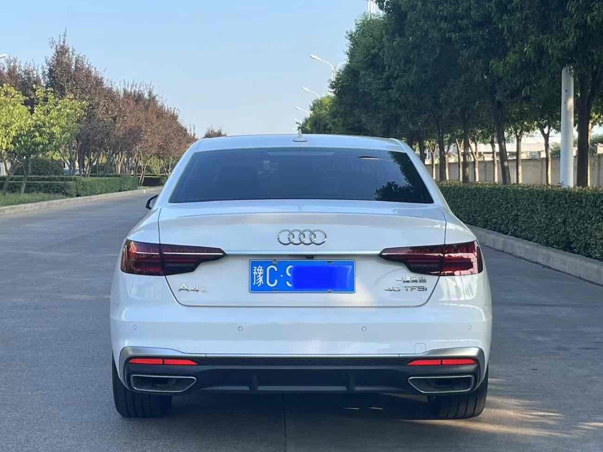 奧迪 奧迪A4L  2022款 40 TFSI 時尚動感型圖片