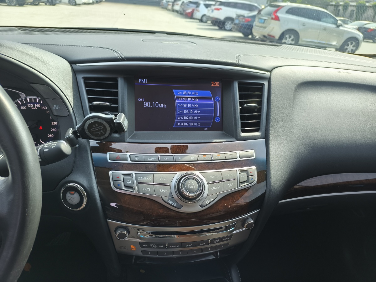 2019年6月英菲尼迪 QX60  2018款 2.5T Hybrid 兩驅(qū)冠軍家庭版