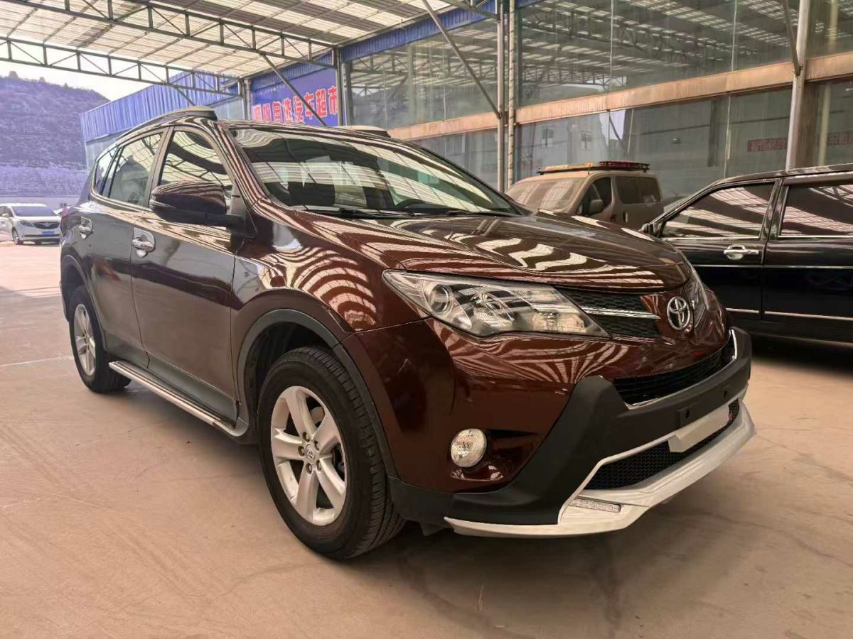 豐田 RAV4 圖片