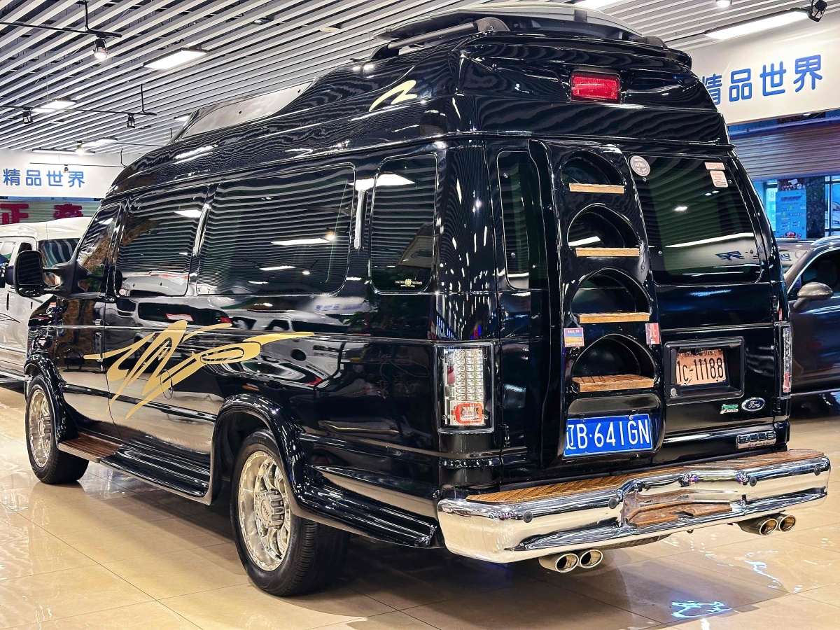 福特 E350  2011款 5.4L 鉑金版圖片