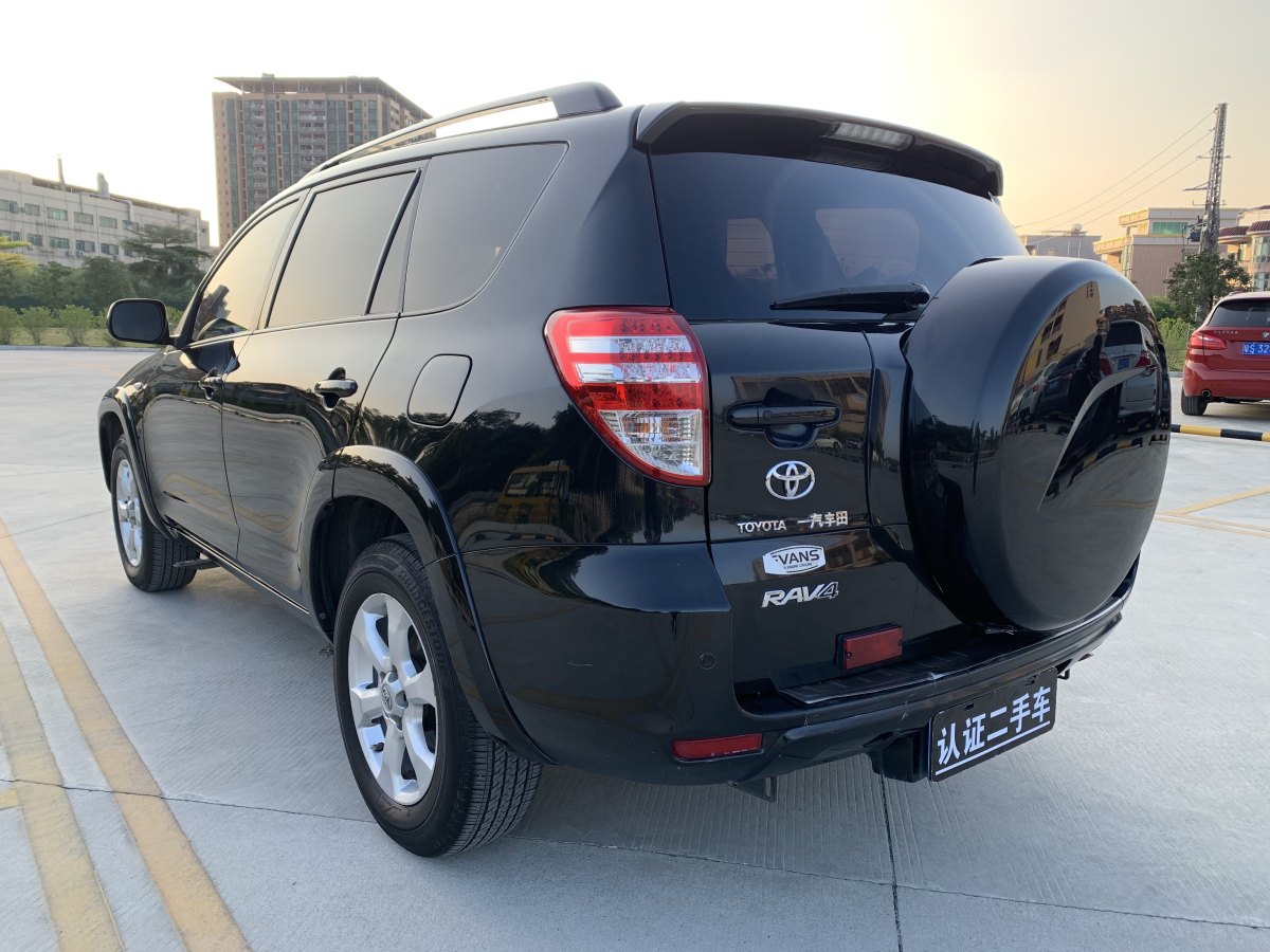 丰田 rav4荣放  2011款 24l 自动四驱豪华版图片