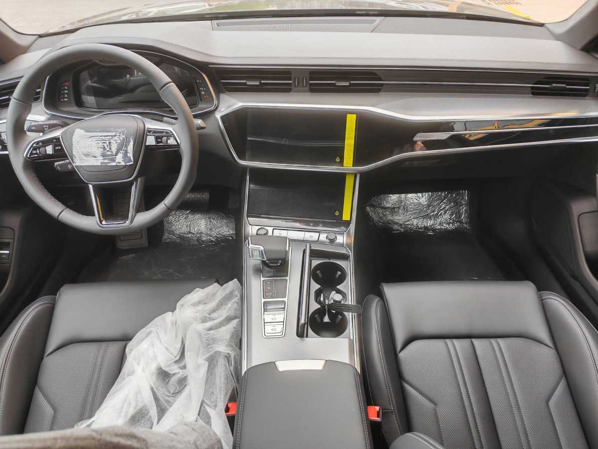 奧迪 奧迪A6L  2025款 改款 40 TFSI 豪華動感型圖片