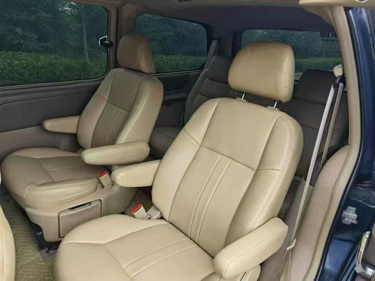 GMC SAVANA  2013款 6.0L 領(lǐng)袖級(jí)商務(wù)車(chē)圖片