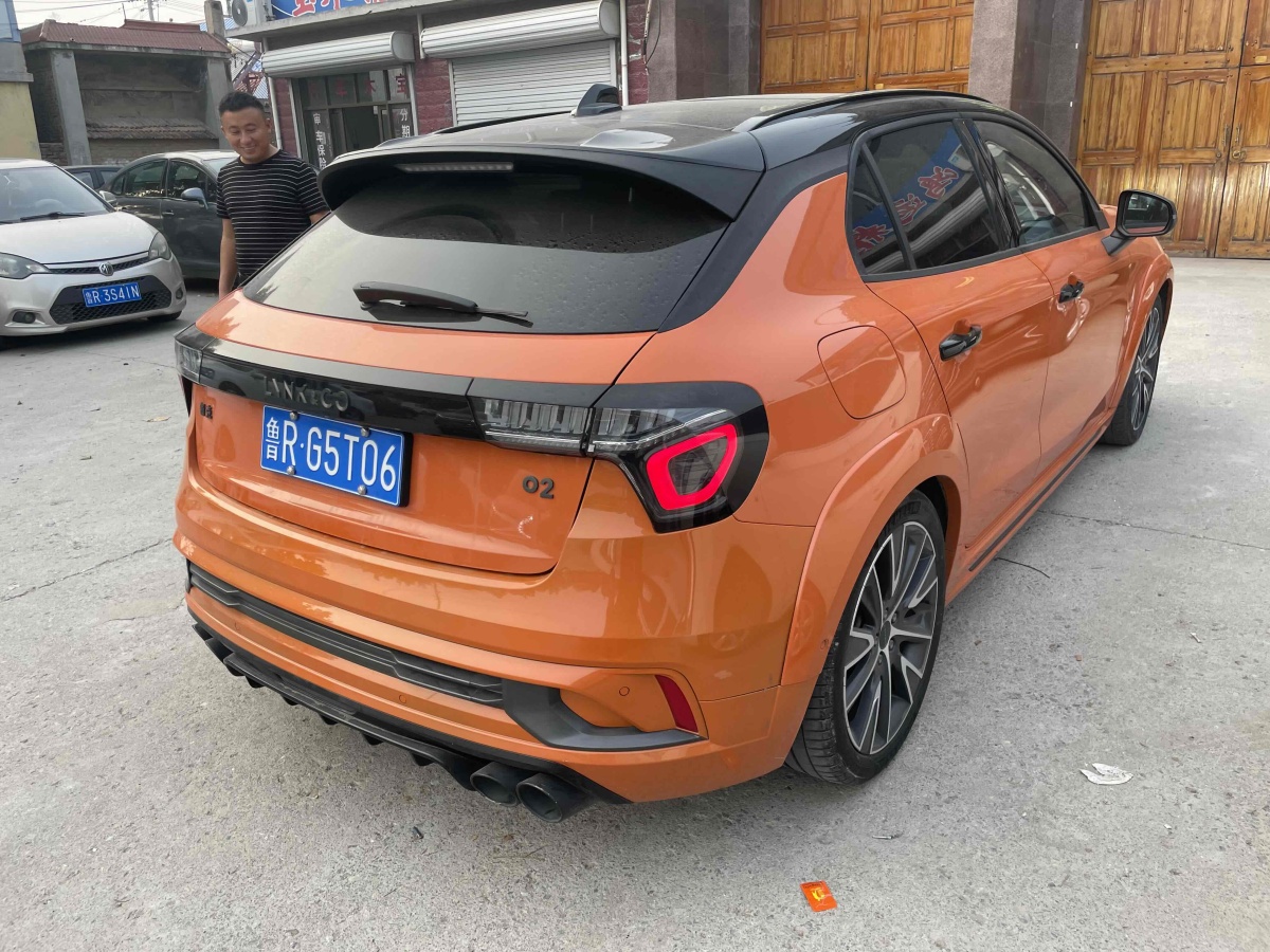 領(lǐng)克 領(lǐng)克02 Hatchback  2021款 2.0TD Halo 駕控套件版圖片